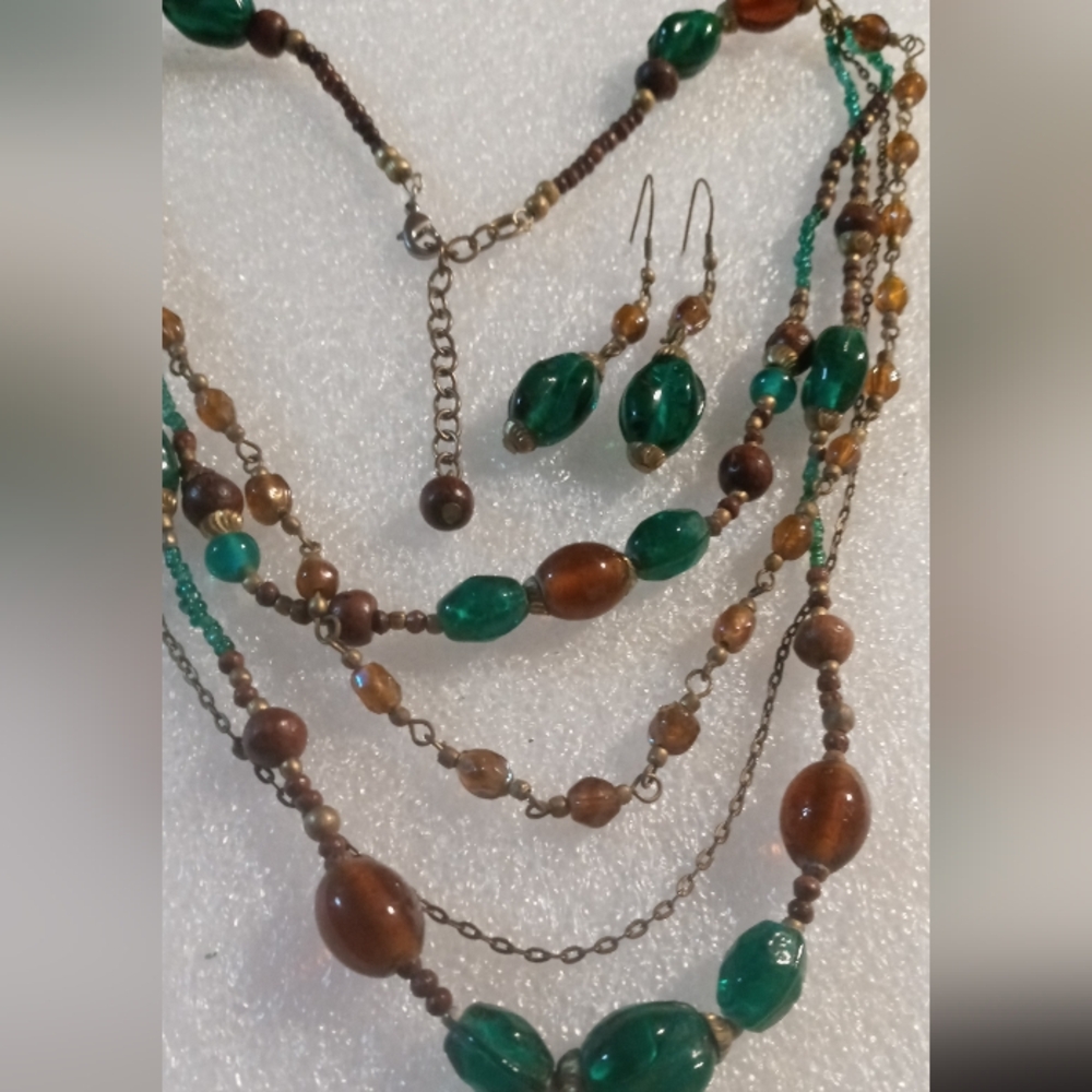 Elegant sculptured Green and Brown Glass Beaded Necklace & Earrings Set